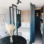 Wonderful Architect Designed Flat With Sea View